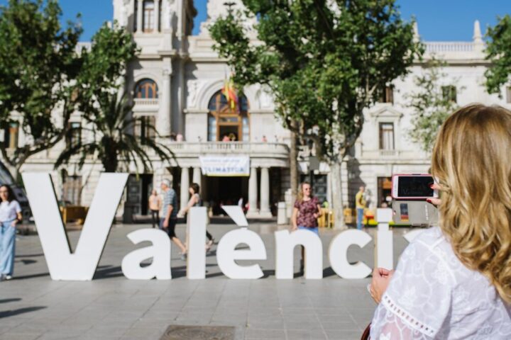 1017 Cartell VLC scaled 1