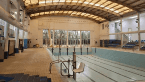 1017 Piscina poliesportiu Orriols