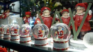 1024 Ornaments de Nadal