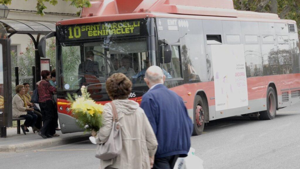 EMT refuerza su servicio por Todos los Santos y crea una nueva línea al Cementerio de El Cabanyal 4 1029 EMT Tots Sants OK