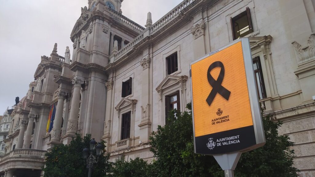 Valencia declara el 29 de octubre día de luto oficial en recuerdo de las víctimas de la DANA 3 Dol per DANA 2 scaled 1