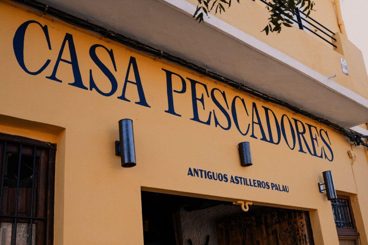 Casa Pescadores: el alma marinera del Cabanyal revive entre redes, brasas y sobremesas eternas 11 word image 799972 6 scaled 1