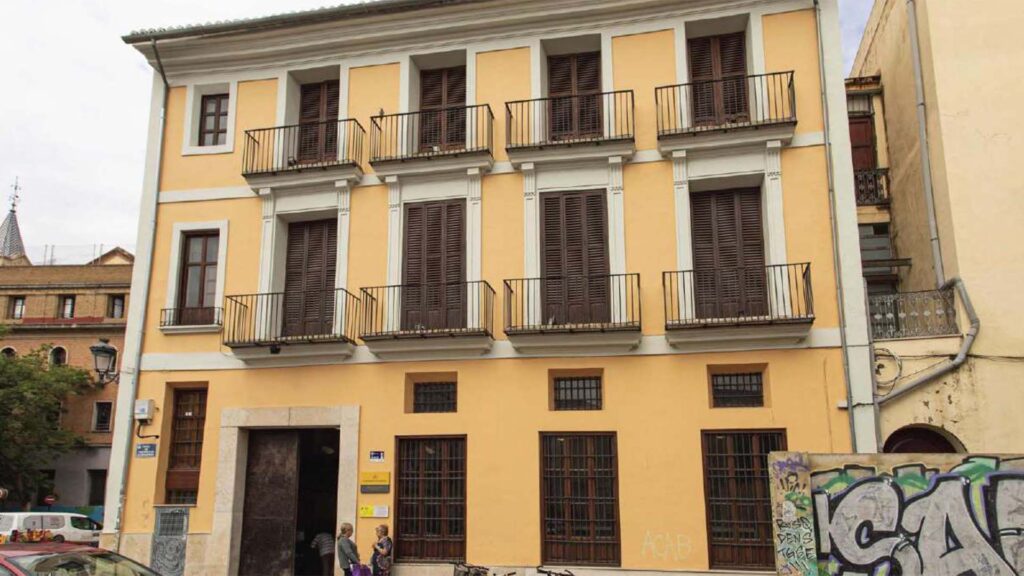 1107 Futura seu Centre Comic