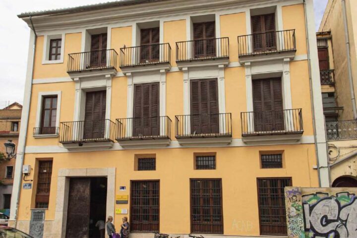 1107 Futura seu Centre Comic