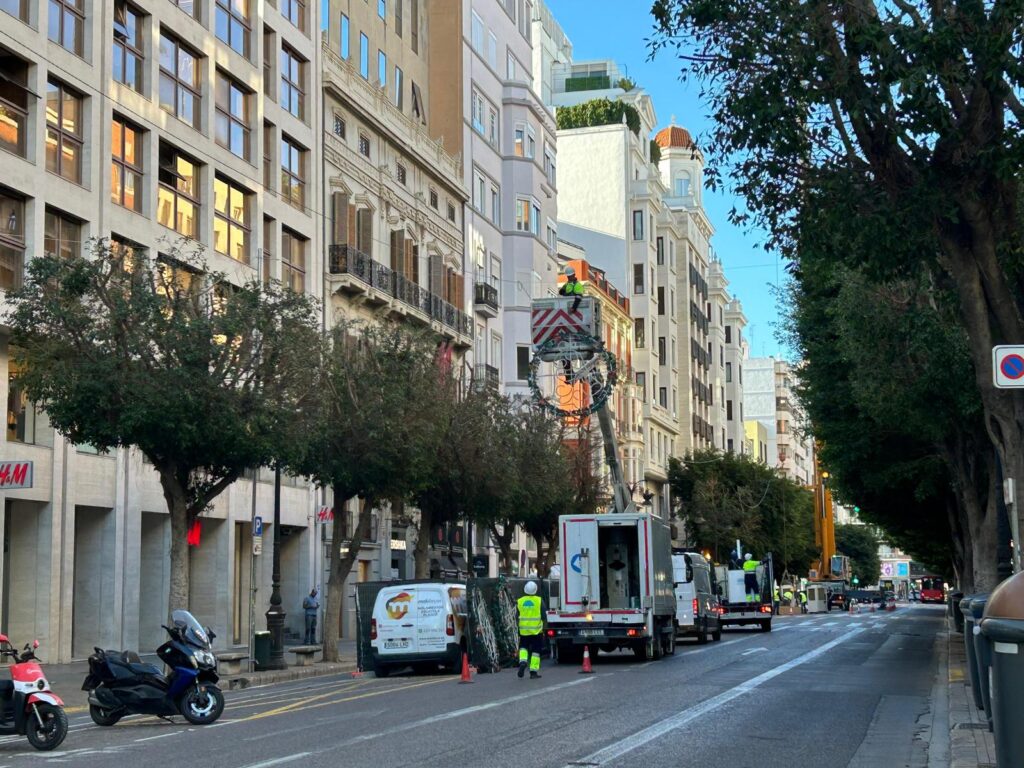 Valencia prepara un encendido de Navidad histórico con música en directo, pólvora y el mayor despliegue de luces de la ciudad 5 1117. La Musica encen el Nadal 5