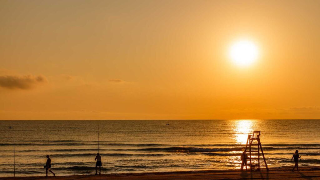 Playa de Miramar (Valencia): tranquilidad mediterránea junto al mar 3 CV miramar 1920x1080 1