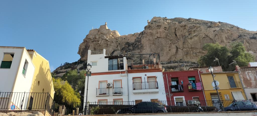 Castillo de Santa Barbara de Alicante historia leyendas y guia completa para tu visita 14