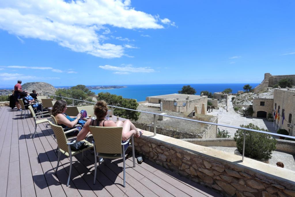 Castillo de Santa Barbara de Alicante historia leyendas y guia completa para tu visita 6