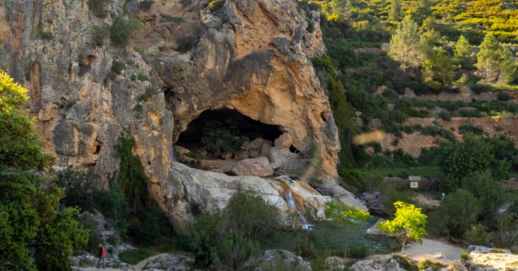Cueva de las Palomas (Yátova): un paraíso natural escondido en Valencia 2 G5AofB1WkAACbw6