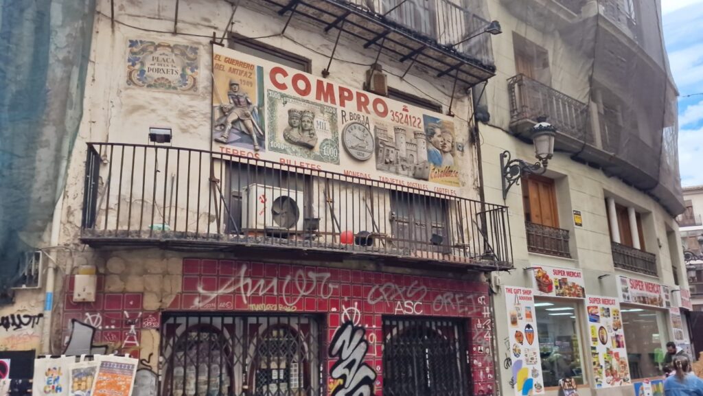 carteles tiendas valencia 20251130 131010 7 Mediana