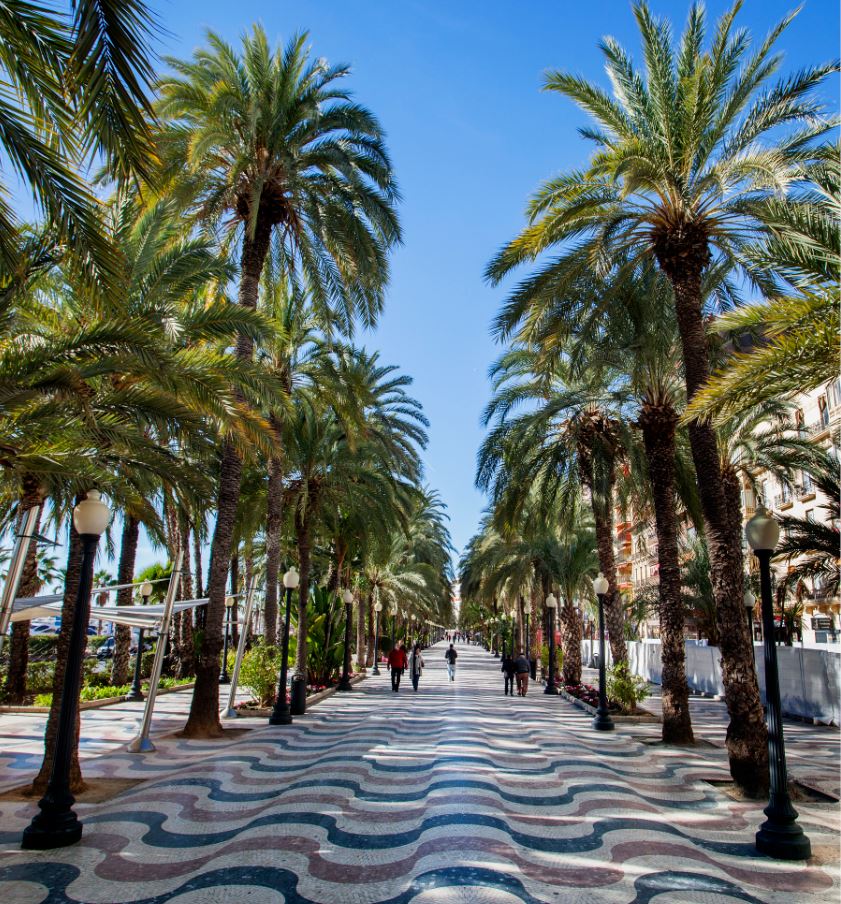 explanada alicante city beach