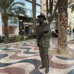 explanada de espana pintor 1024x576 1