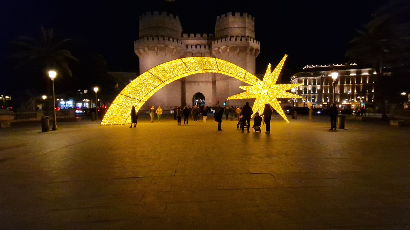 luces de navidad valencia 20251121 184900 1 Mediana