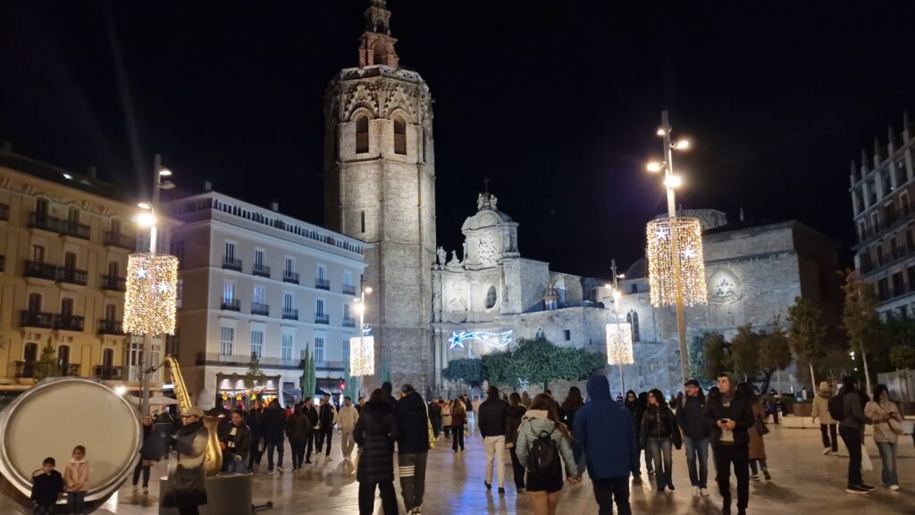 luces de navidad valencia 20251121 184900 13 Mediana