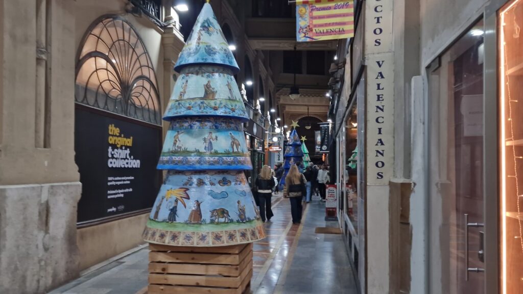 luces de navidad valencia 20251121 184900 9 Mediana