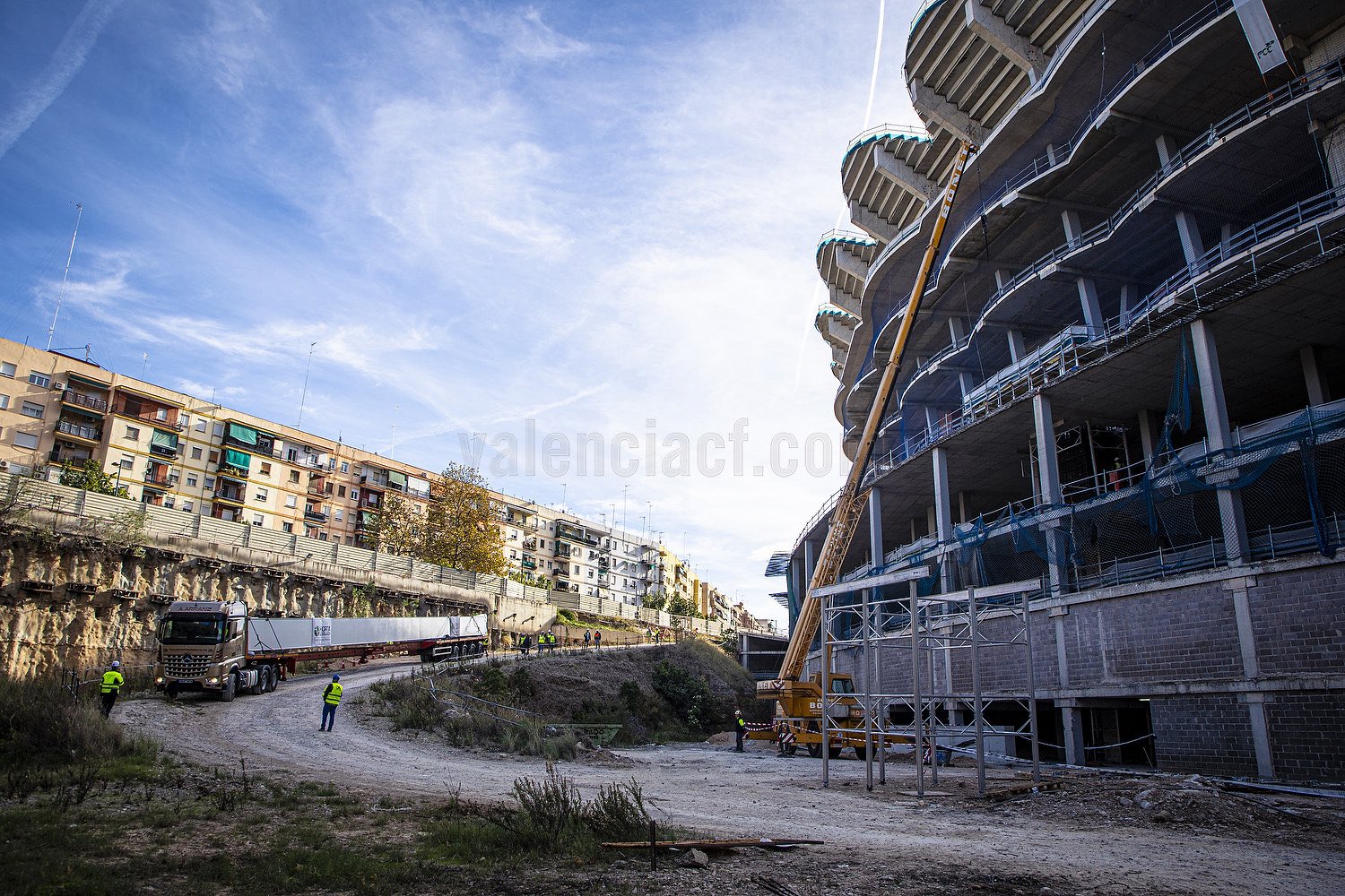 megavigas llegan al Nou Mestalla 1