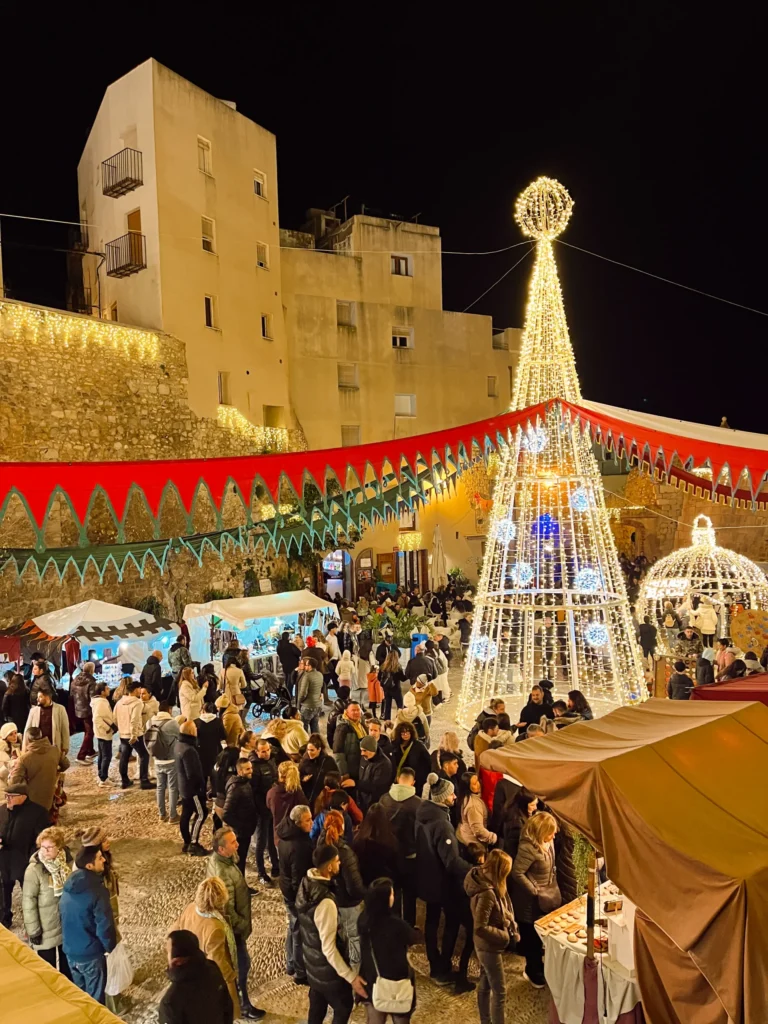 mercado de Navidad Peniscola scaled 1