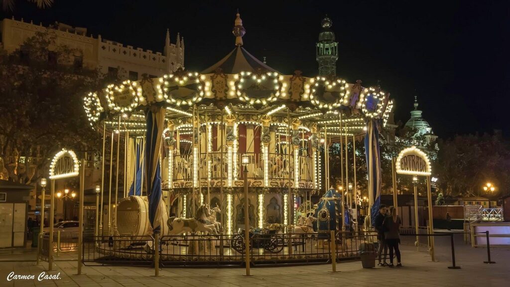 tiovivo o carrusel de la plaza del ayuntamiento de valencia 52551 xl