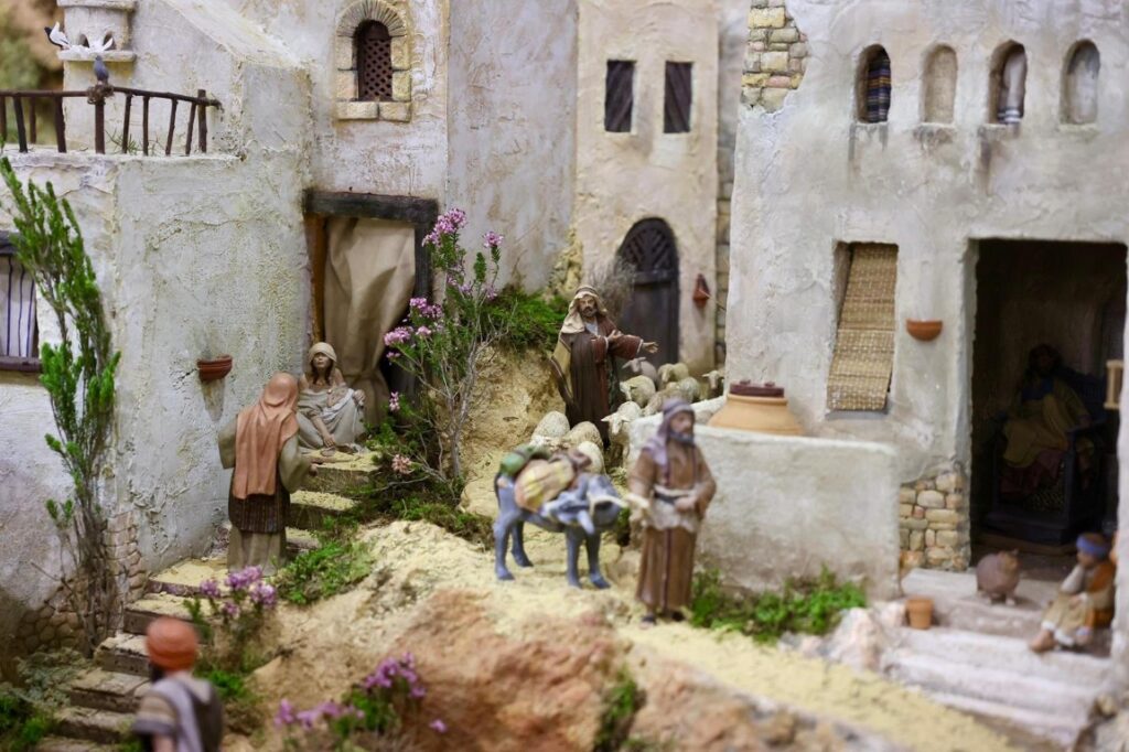 Así es el Belén Monumental del Salón de Cristal del Ayuntamiento de Valencia 16 Belen Monumental instalado en el Salon de Cristal del Ayuntamiento 10 Mediana