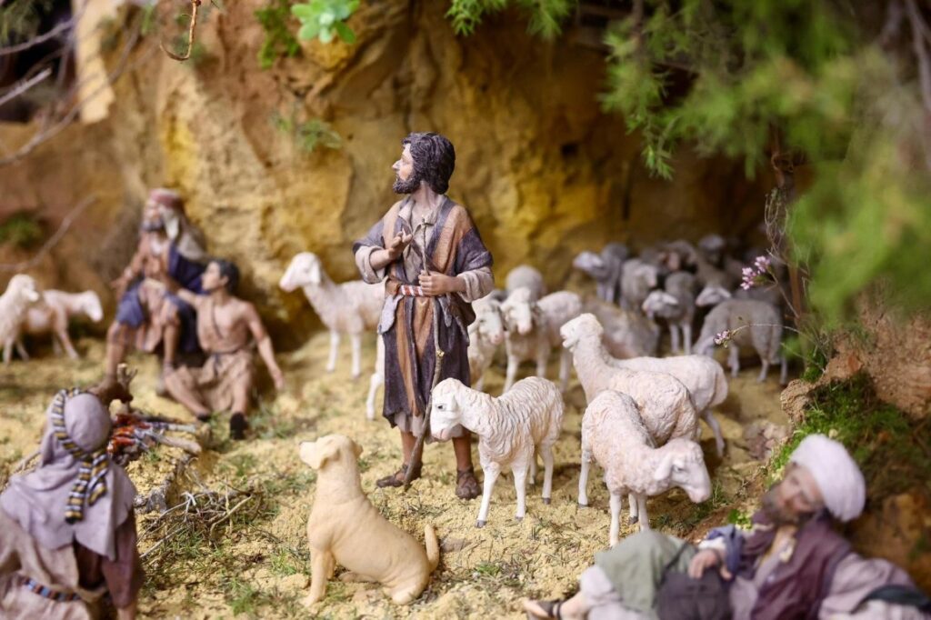 Así es el Belén Monumental del Salón de Cristal del Ayuntamiento de Valencia 12 Belen Monumental instalado en el Salon de Cristal del Ayuntamiento 15 Mediana