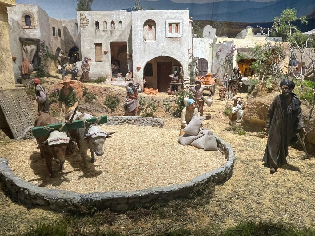 Así es el Belén Monumental del Salón de Cristal del Ayuntamiento de Valencia 6 Belen Monumental instalado en el Salon de Cristal del Ayuntamiento 3 Mediana