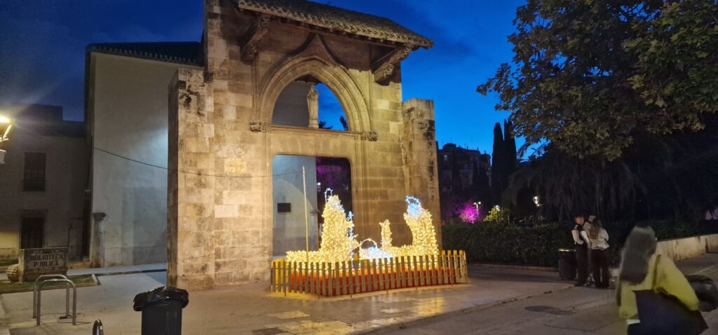Descubre la ruta de los belenes de Valencia esta Navidad 5 Belen luminoso de la calle del Hospital 3 Mediana 1