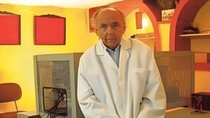 Bozidar Konjevic en su despacho de Torrent Valencia 1