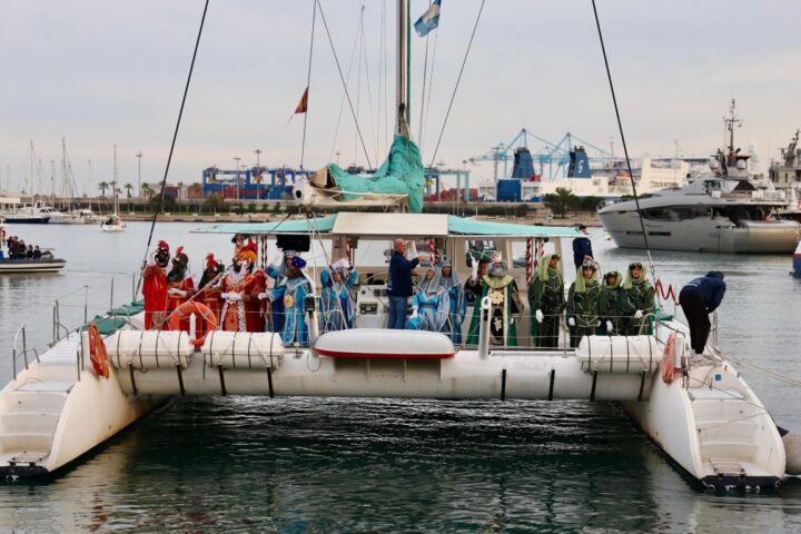 0103 Els Reis de lOrient pel mar Mediana 1