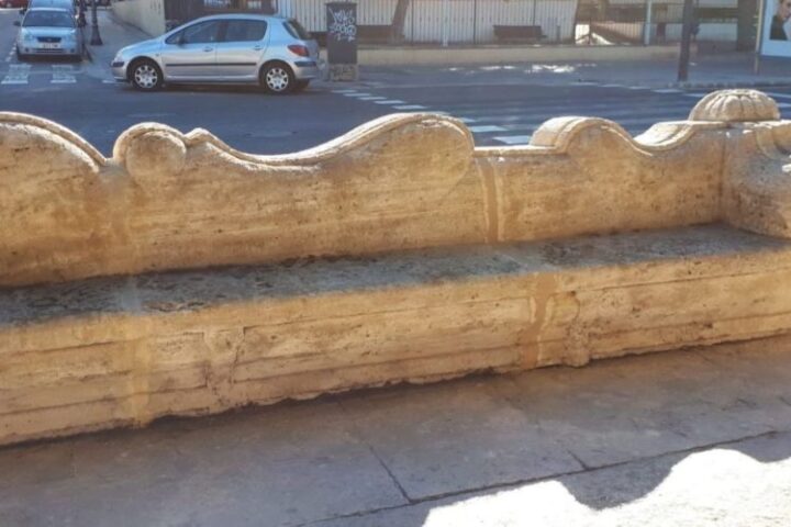 El Banco de los Magistrados el asiento desde el que se gobernaba el rio Turia 1