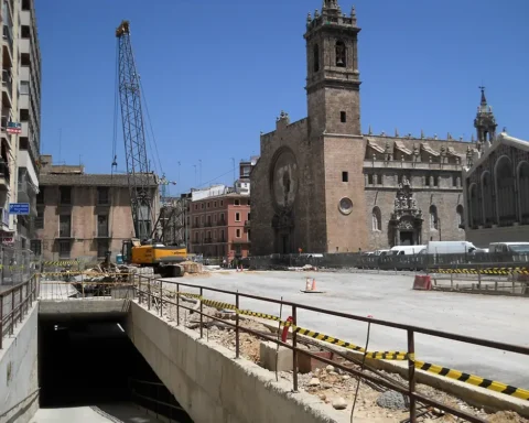 El secreto bajo el Mercat Central la estacion de metro que nunca llego a abrir 4