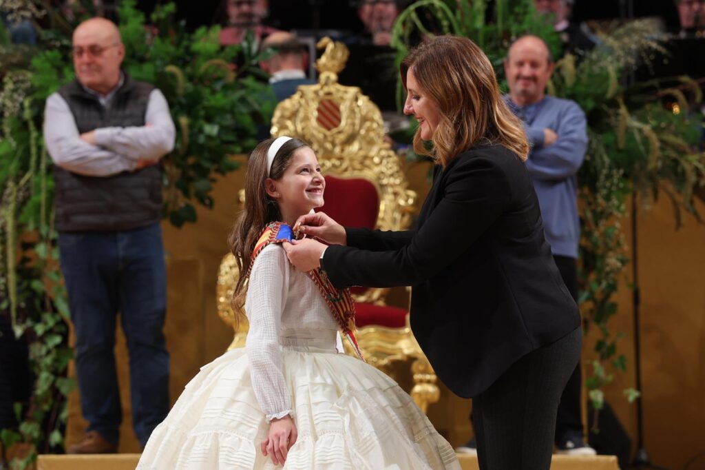 El Palau de la Música se llena de emoción en el ensayo general de las presentaciones de las Falleras Mayores de València 4 Ensayo general de las presentaciones de las Falleras Mayores de Valencia en el Palau de la Musica 2