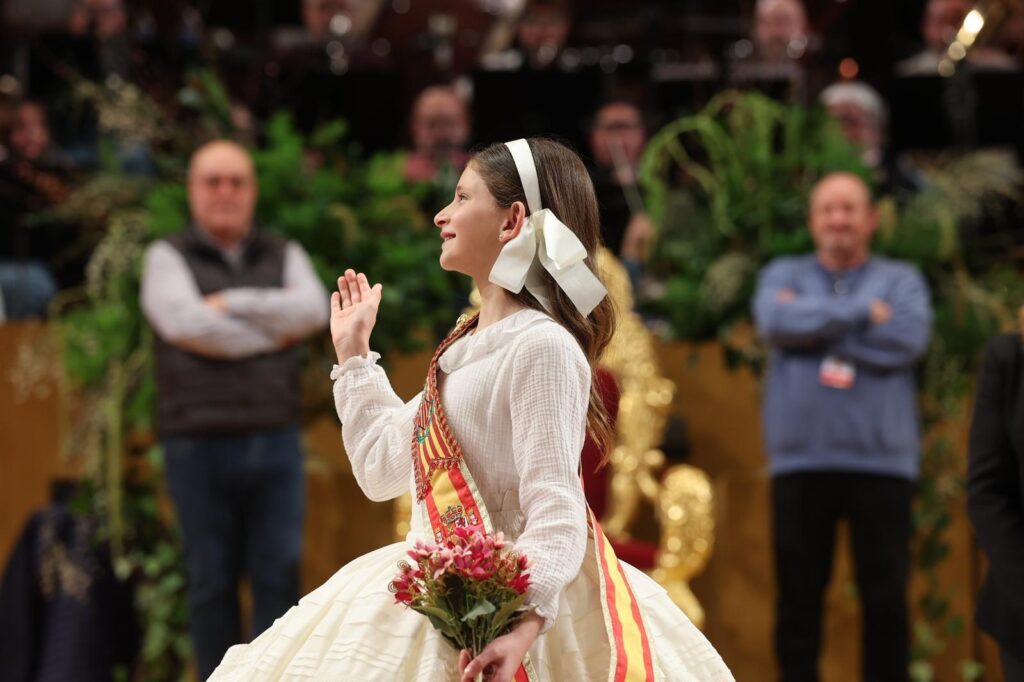 El Palau de la Música se llena de emoción en el ensayo general de las presentaciones de las Falleras Mayores de València 7 Ensayo general de las presentaciones de las Falleras Mayores de Valencia en el Palau de la Musica 5