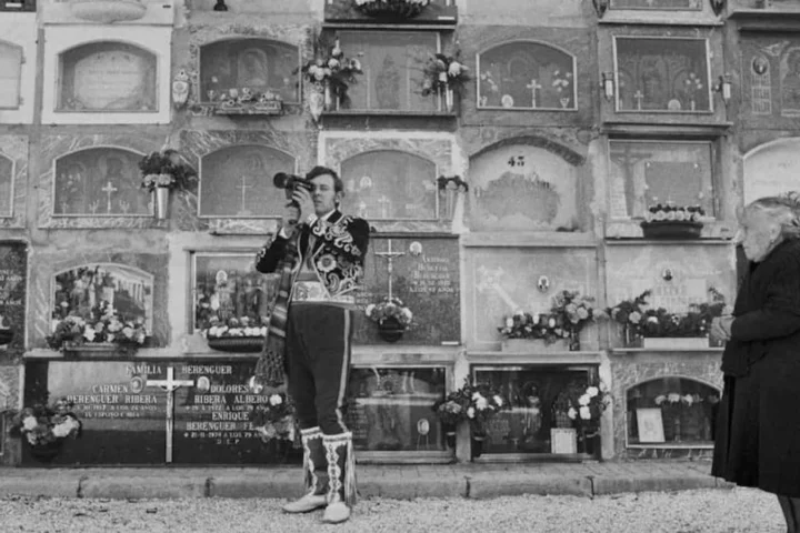 Exposicion Espana Oculta de Cristina Garcia Rodero en el IVAM 3