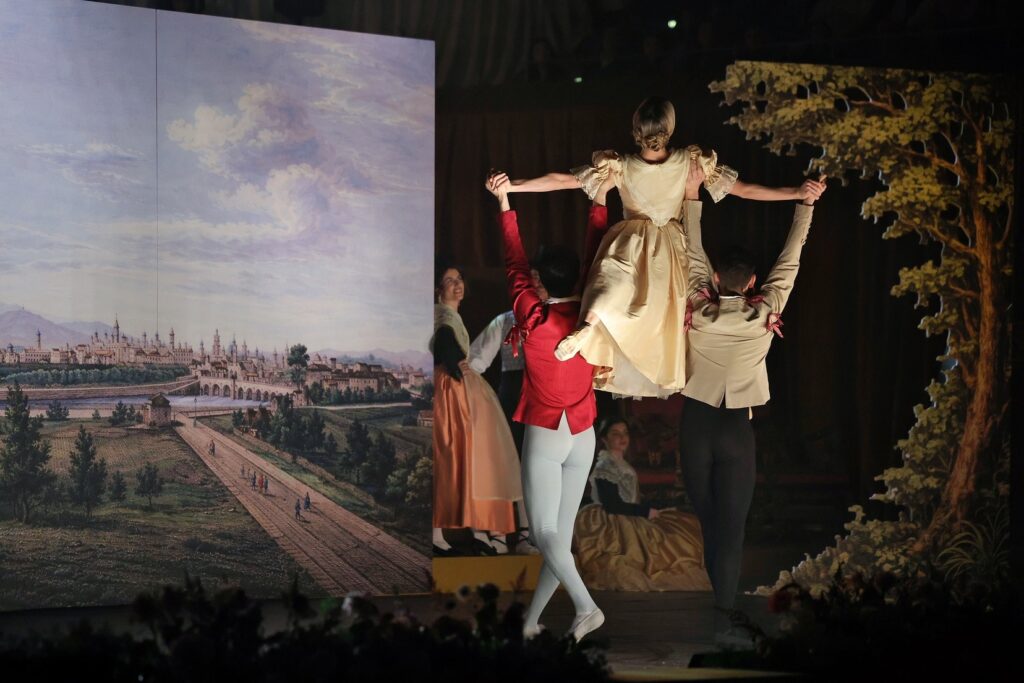 ‘Carmen’ da inicio a la Exaltación de la Fallera Mayor de València con una apertura artística cargada de emoción 5 IMG 3313