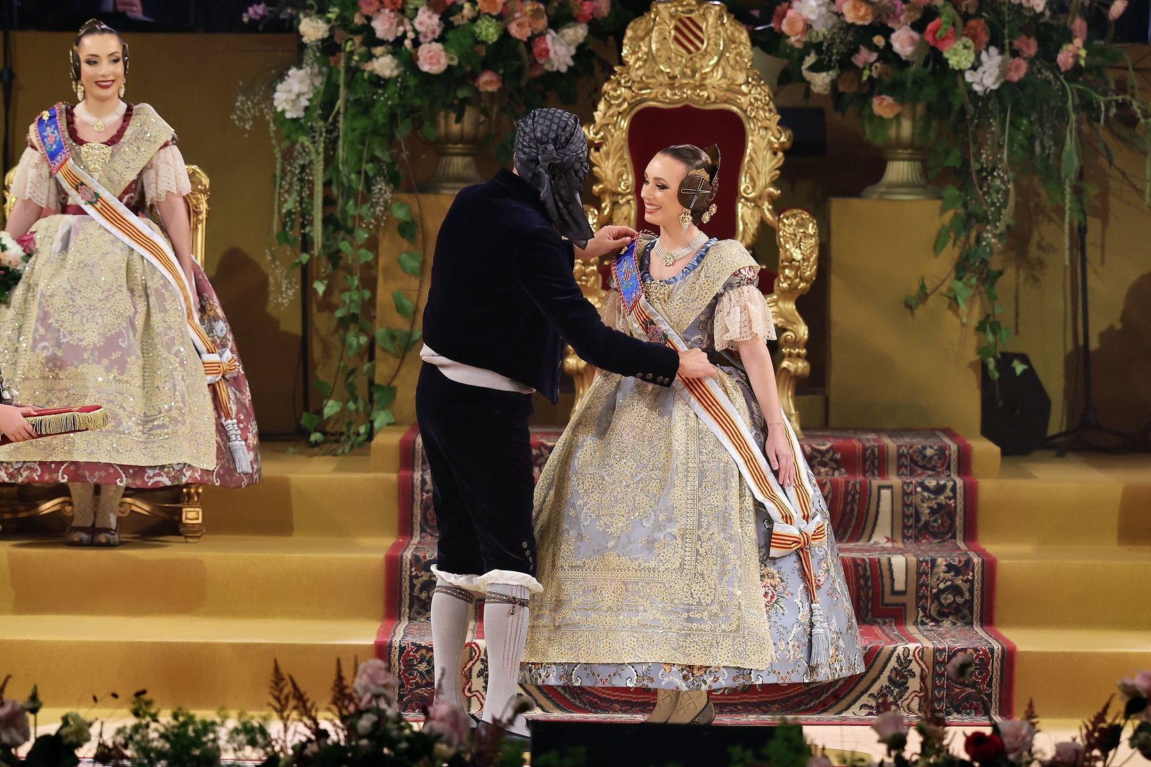 La Corte de Honor recibe sus bandas 67