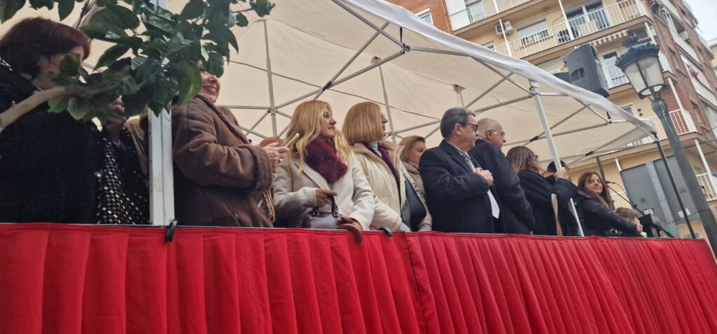 El día en que Valencia vuelve a bendecir a sus animales (y por qué esta edición ha sido especial) 85 bendicion de animales de la calle Sagunto reune a miles de personas en Valencia por San Antonio Abad 20260117 104730 109 Mediana