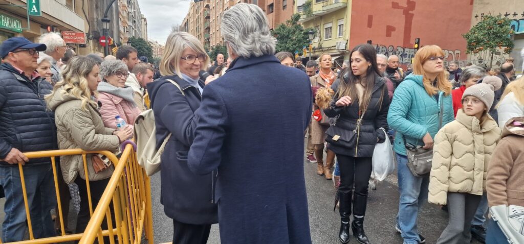 El día en que Valencia vuelve a bendecir a sus animales (y por qué esta edición ha sido especial) 93 bendicion de animales de la calle Sagunto reune a miles de personas en Valencia por San Antonio Abad 20260117 104730 127 Mediana