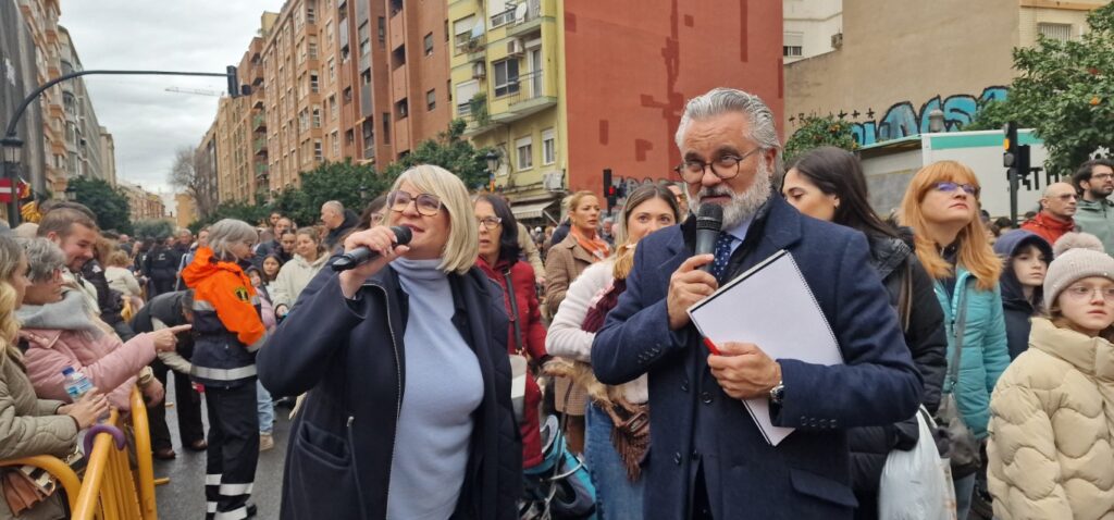 El día en que Valencia vuelve a bendecir a sus animales (y por qué esta edición ha sido especial) 95 bendicion de animales de la calle Sagunto reune a miles de personas en Valencia por San Antonio Abad 20260117 104730 131 Mediana