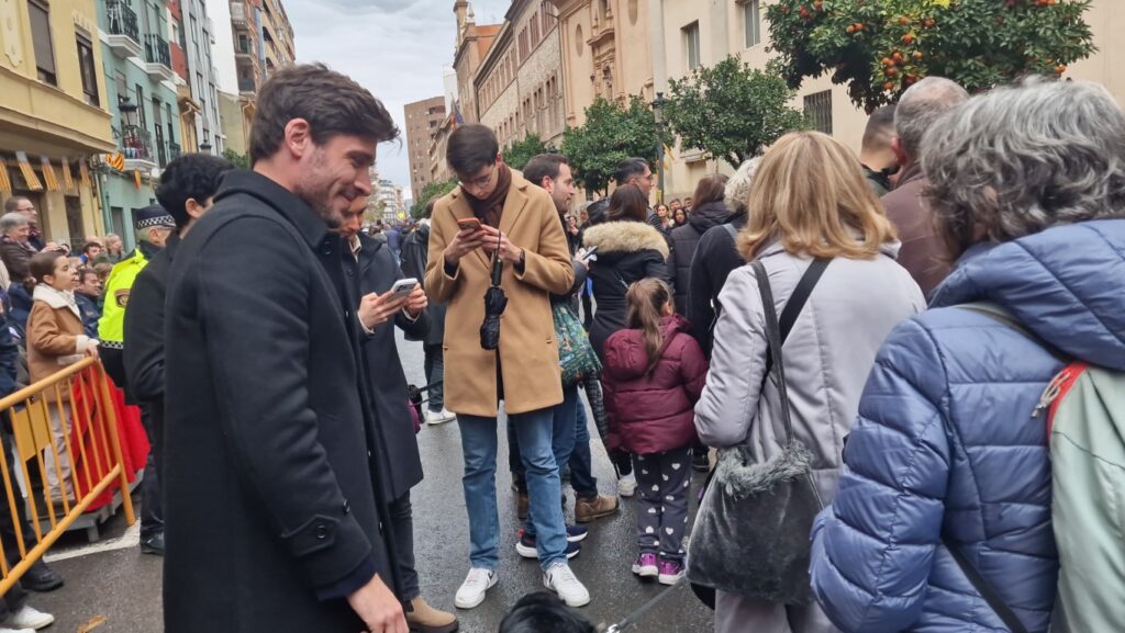 El día en que Valencia vuelve a bendecir a sus animales (y por qué esta edición ha sido especial) 110 bendicion de animales de la calle Sagunto reune a miles de personas en Valencia por San Antonio Abad 20260117 104730 159 Mediana