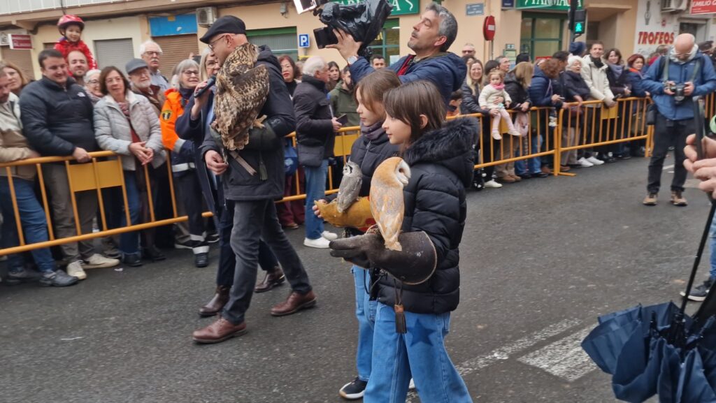 El día en que Valencia vuelve a bendecir a sus animales (y por qué esta edición ha sido especial) 127 bendicion de animales de la calle Sagunto reune a miles de personas en Valencia por San Antonio Abad 20260117 104730 188 Mediana