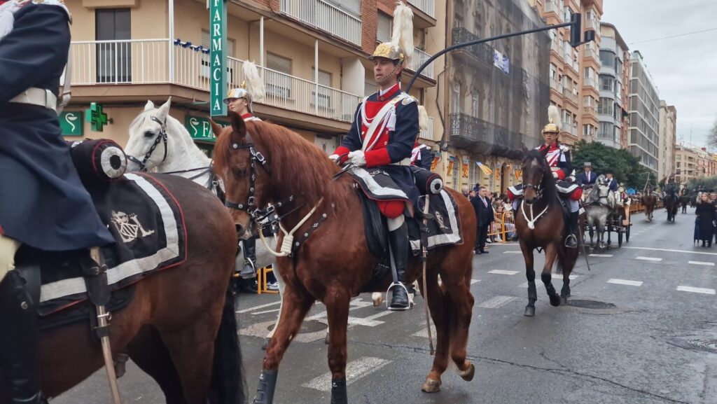El día en que Valencia vuelve a bendecir a sus animales (y por qué esta edición ha sido especial) 146 bendicion de animales de la calle Sagunto reune a miles de personas en Valencia por San Antonio Abad 20260117 104730 221 Mediana