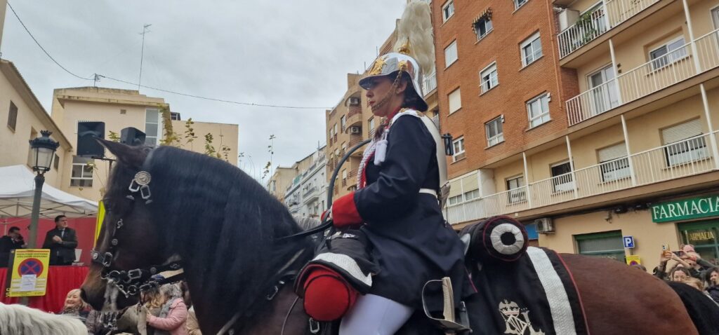 El día en que Valencia vuelve a bendecir a sus animales (y por qué esta edición ha sido especial) 148 bendicion de animales de la calle Sagunto reune a miles de personas en Valencia por San Antonio Abad 20260117 104730 227 Mediana