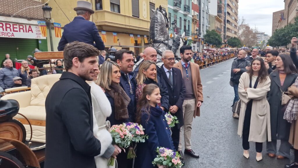 El día en que Valencia vuelve a bendecir a sus animales (y por qué esta edición ha sido especial) 155 bendicion de animales de la calle Sagunto reune a miles de personas en Valencia por San Antonio Abad 20260117 104730 245 Mediana