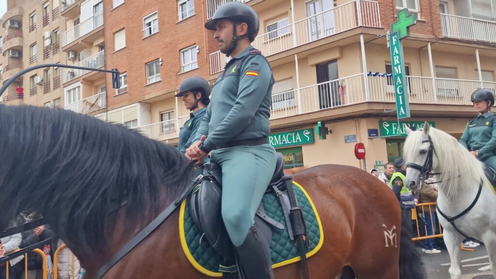 El día en que Valencia vuelve a bendecir a sus animales (y por qué esta edición ha sido especial) 157 bendicion de animales de la calle Sagunto reune a miles de personas en Valencia por San Antonio Abad 20260117 104730 249 Mediana