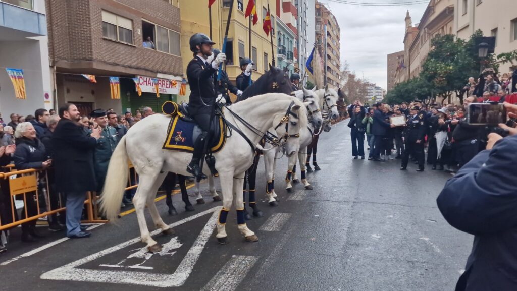 El día en que Valencia vuelve a bendecir a sus animales (y por qué esta edición ha sido especial) 167 bendicion de animales de la calle Sagunto reune a miles de personas en Valencia por San Antonio Abad 20260117 104730 262 Mediana
