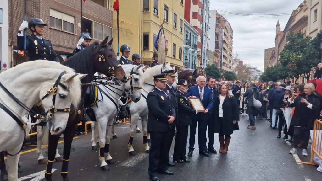 El día en que Valencia vuelve a bendecir a sus animales (y por qué esta edición ha sido especial) 170 bendicion de animales de la calle Sagunto reune a miles de personas en Valencia por San Antonio Abad 20260117 104730 269 Mediana