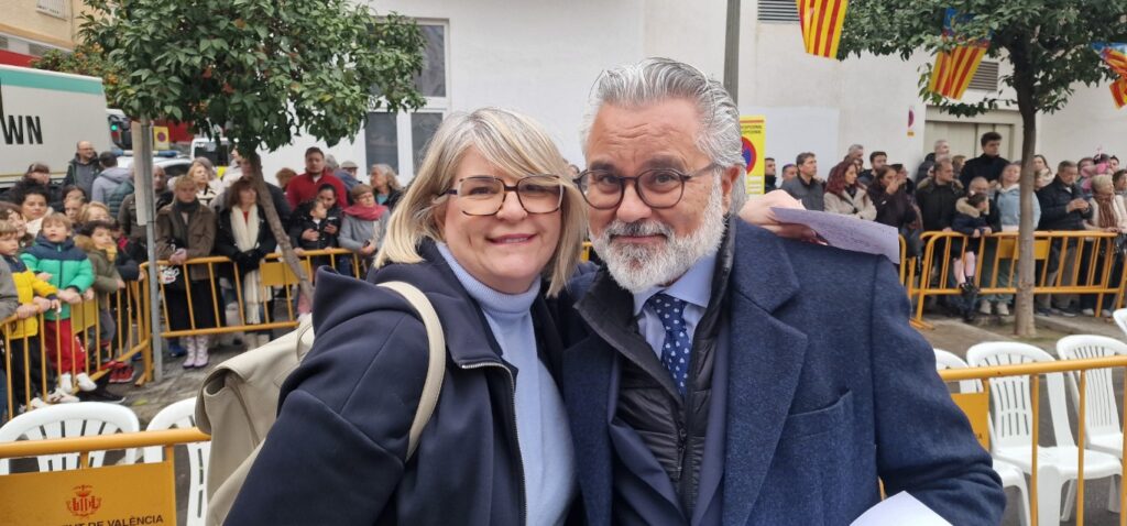 El día en que Valencia vuelve a bendecir a sus animales (y por qué esta edición ha sido especial) 174 bendicion de animales de la calle Sagunto reune a miles de personas en Valencia por San Antonio Abad 20260117 104730 279 Mediana