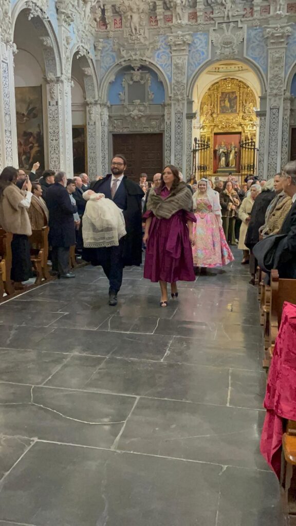 Historia de la misa en honor al bautismo de San Vicente Ferrer en València 5 misa en honor al bautismo de San Vicente Ferrer 7