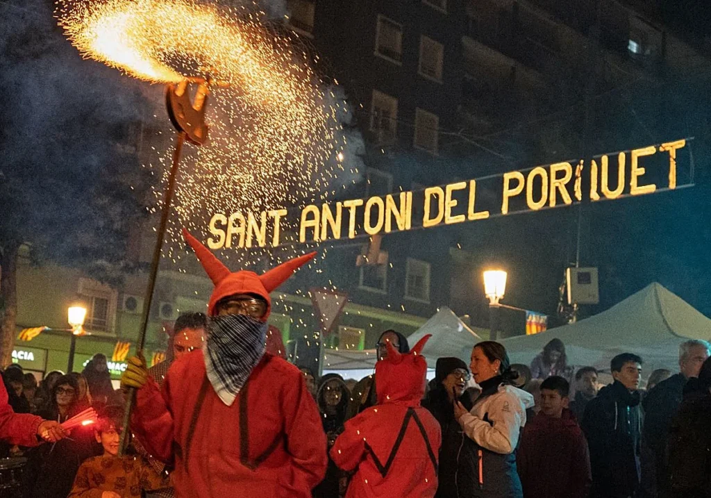 sant antoni correfoc1 RkY66V2xokIaHnZ1tmfWtsN 1200x840@Las Provincias