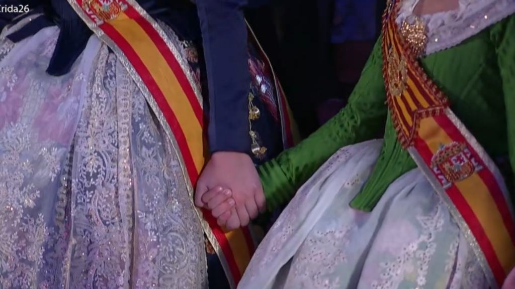 Verde esperanza en las Torres: el estreno que marcó la Crida 2026 3 CRIDA FALLAS 2026 VALENCIA 10 Mediana